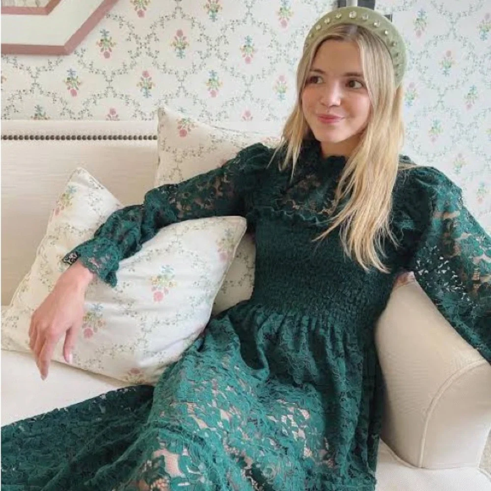 💚 FLAWED - Hill House Green Moire Jeweled Halo Headband 💚 - Picture 6 of 15